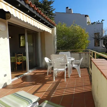 Le Lavandou, 2 Pieces, 4 Personnes - Fr-1-251-697 *